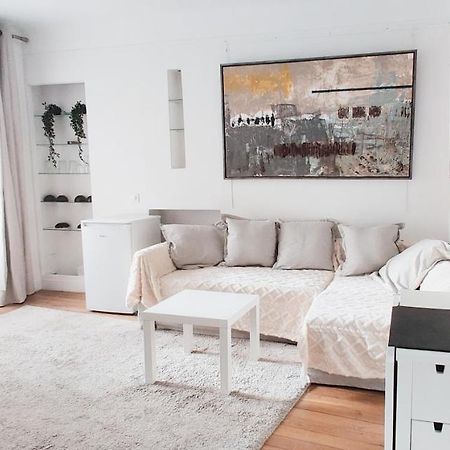 Luxueux Appartement Sur Jardin Париж Екстериор снимка